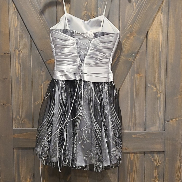 Cocktail dress - Picture 2 of 6